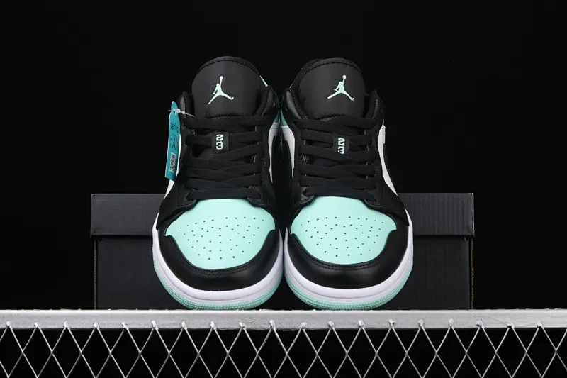 All categories Air Jordan Jordan series basketball shoes Air Jordan 1 Low New version Air Jordan 1 Low AJ1 Joe 1 low top leather cultural and leisure sports sneakers 553558-117